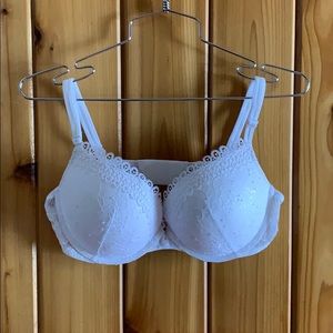 Victoria’s Secret push-up bra